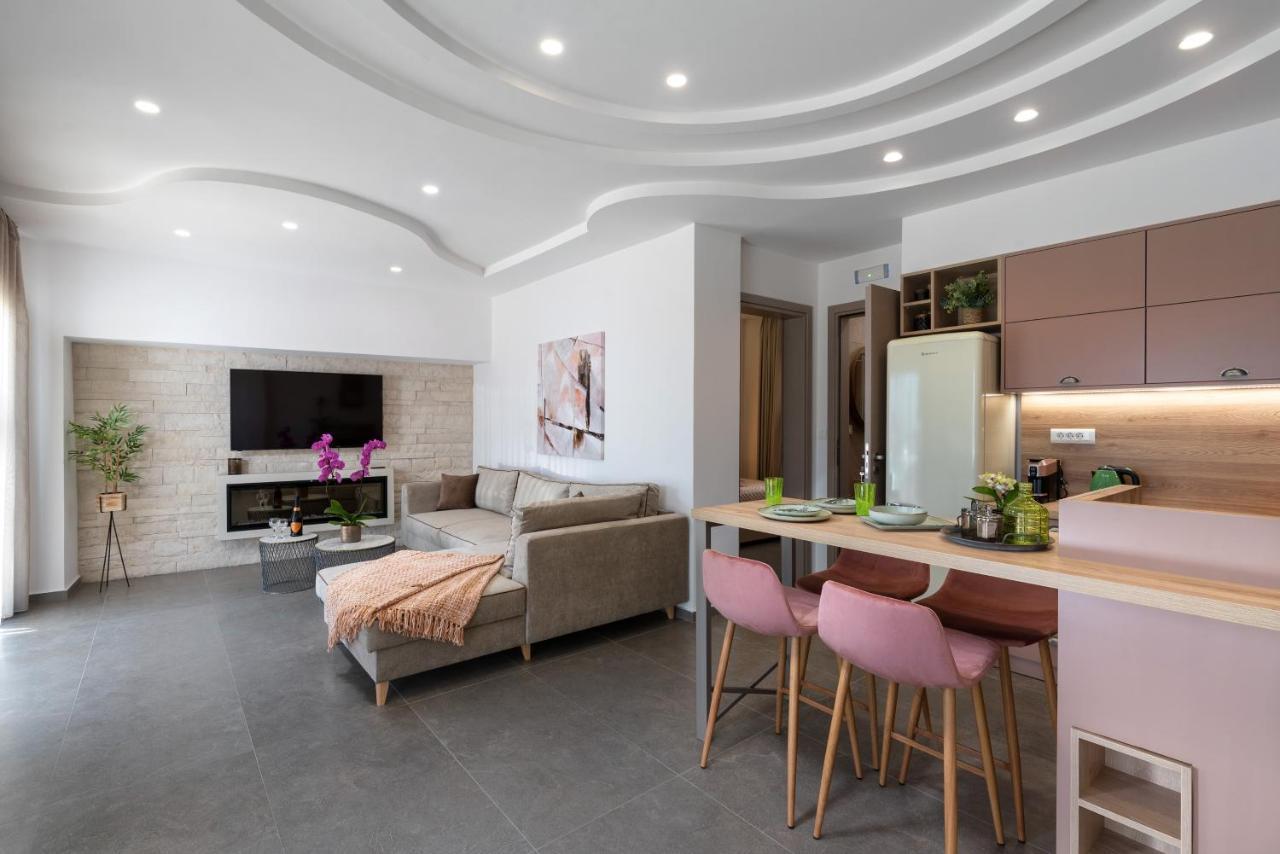 Big Blue Suites Gf Ierapetra  Exterior photo